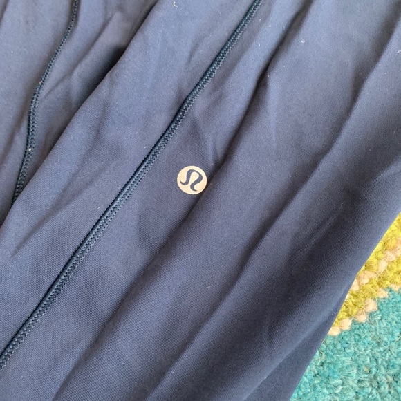 NAVY LULULEMON SPEED UP TIGHT - Picture 5 of 6